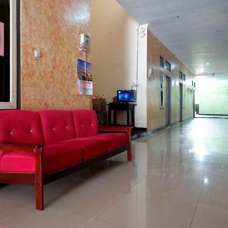 Reddoorz Near Gor Wisanggeni Hotel Tegal  Exterior foto