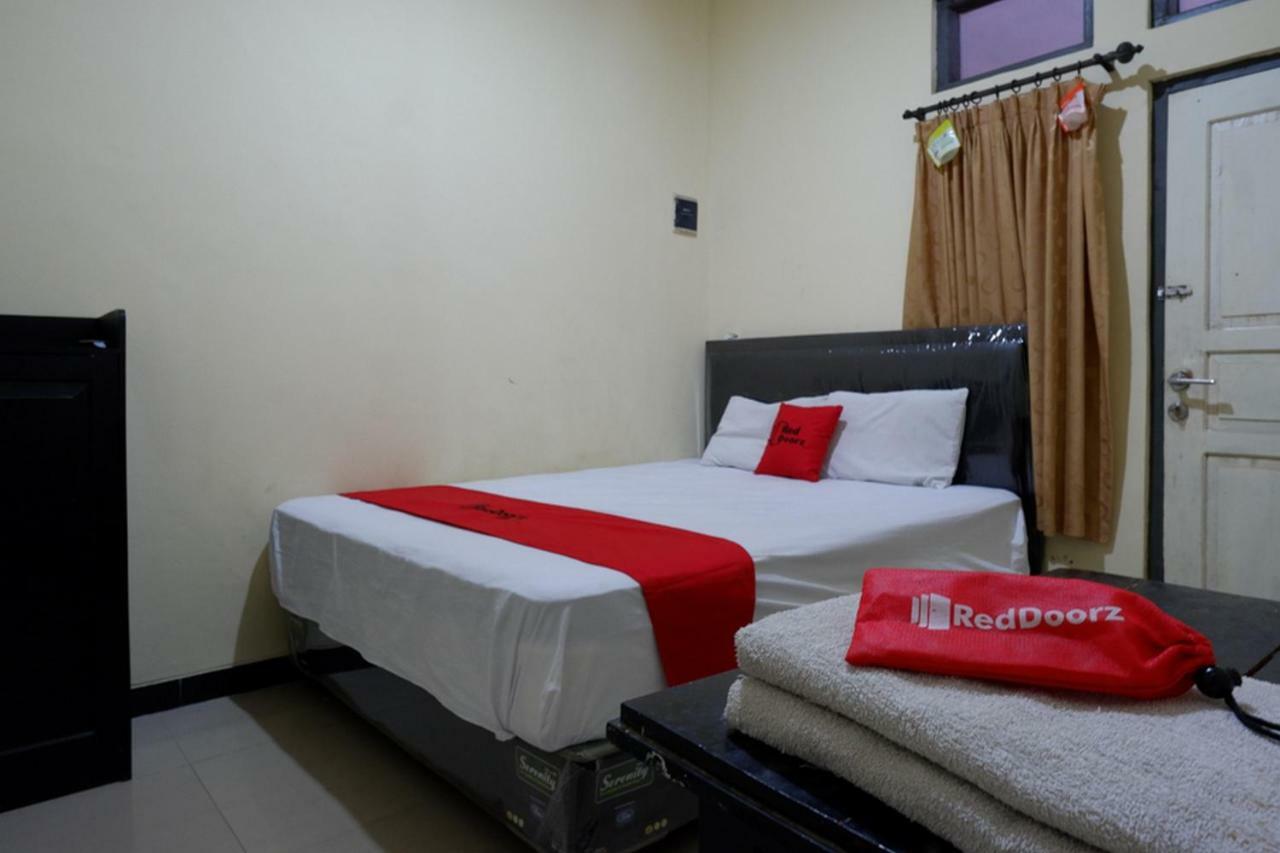 Reddoorz Near Gor Wisanggeni Hotel Tegal  Exterior foto