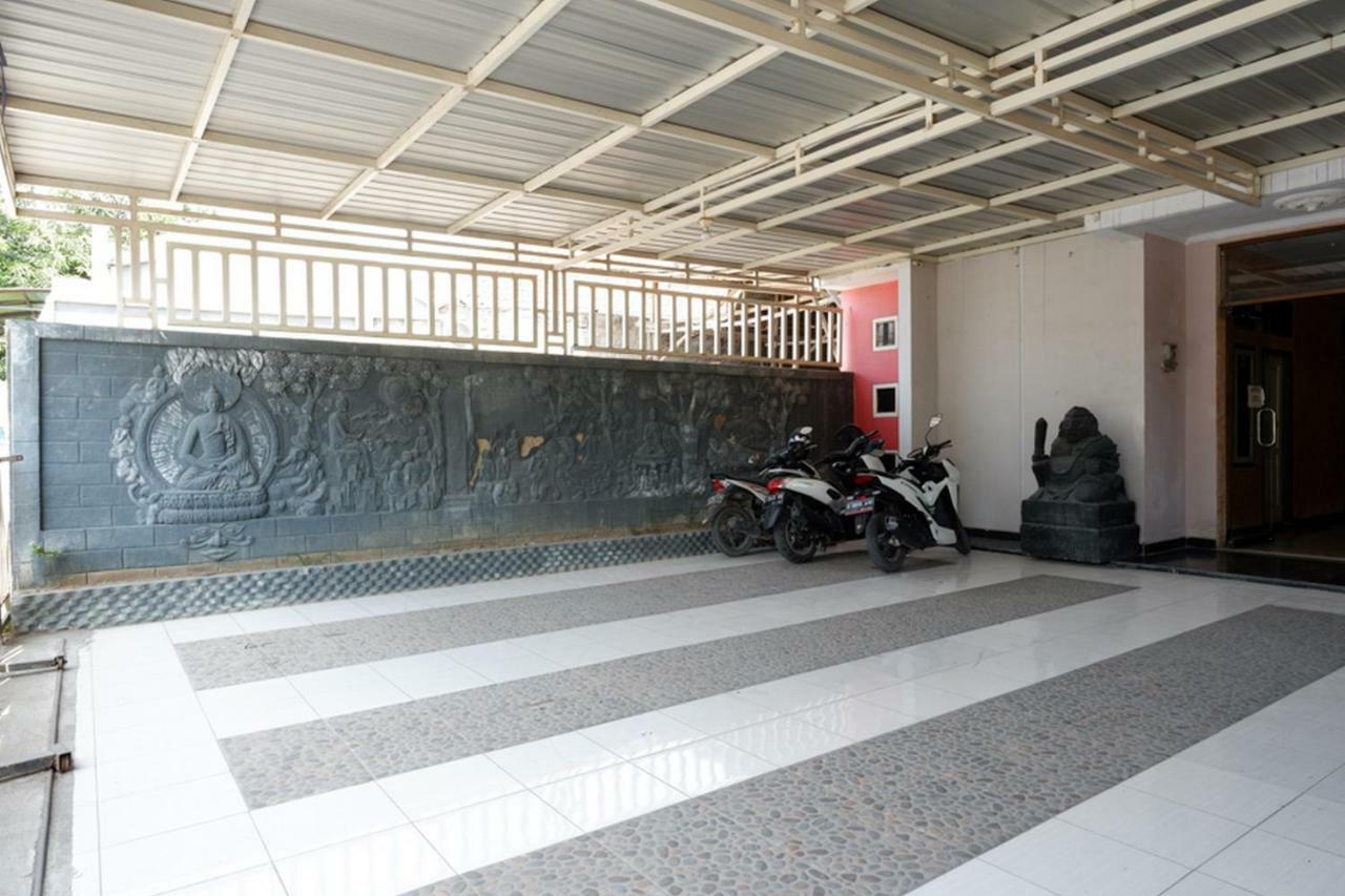 Reddoorz Near Gor Wisanggeni Hotel Tegal  Exterior foto