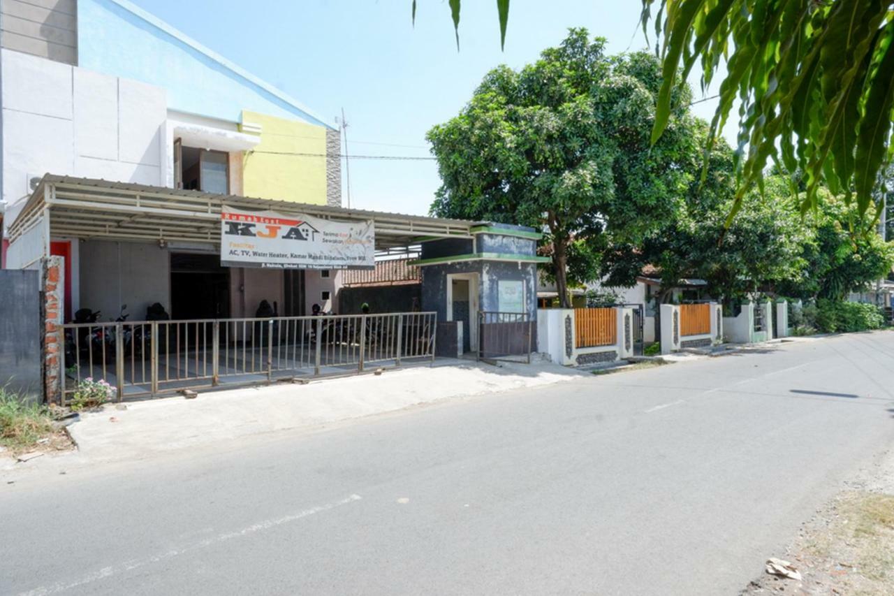 Reddoorz Near Gor Wisanggeni Hotel Tegal  Exterior foto